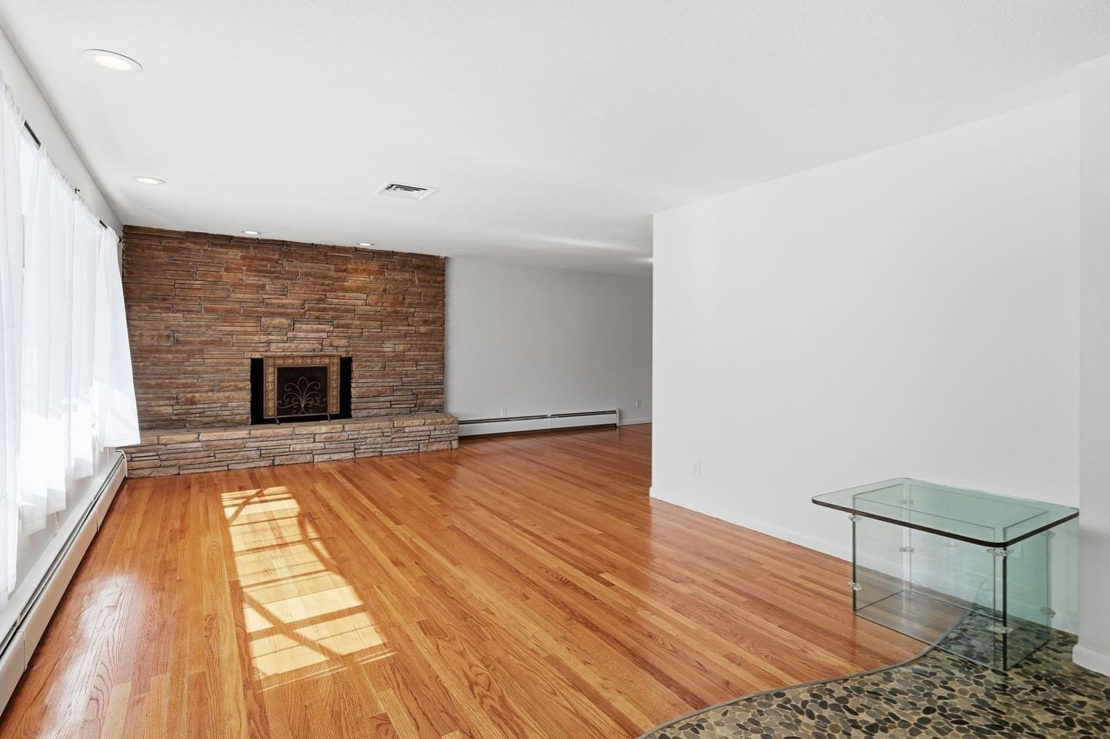 80 Lynnwood Drive Longmeadow — Photo 14 of 42