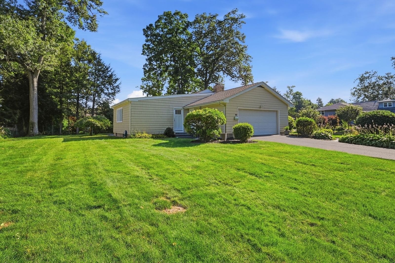 80 Lynnwood Drive Longmeadow — Photo 4 of 42