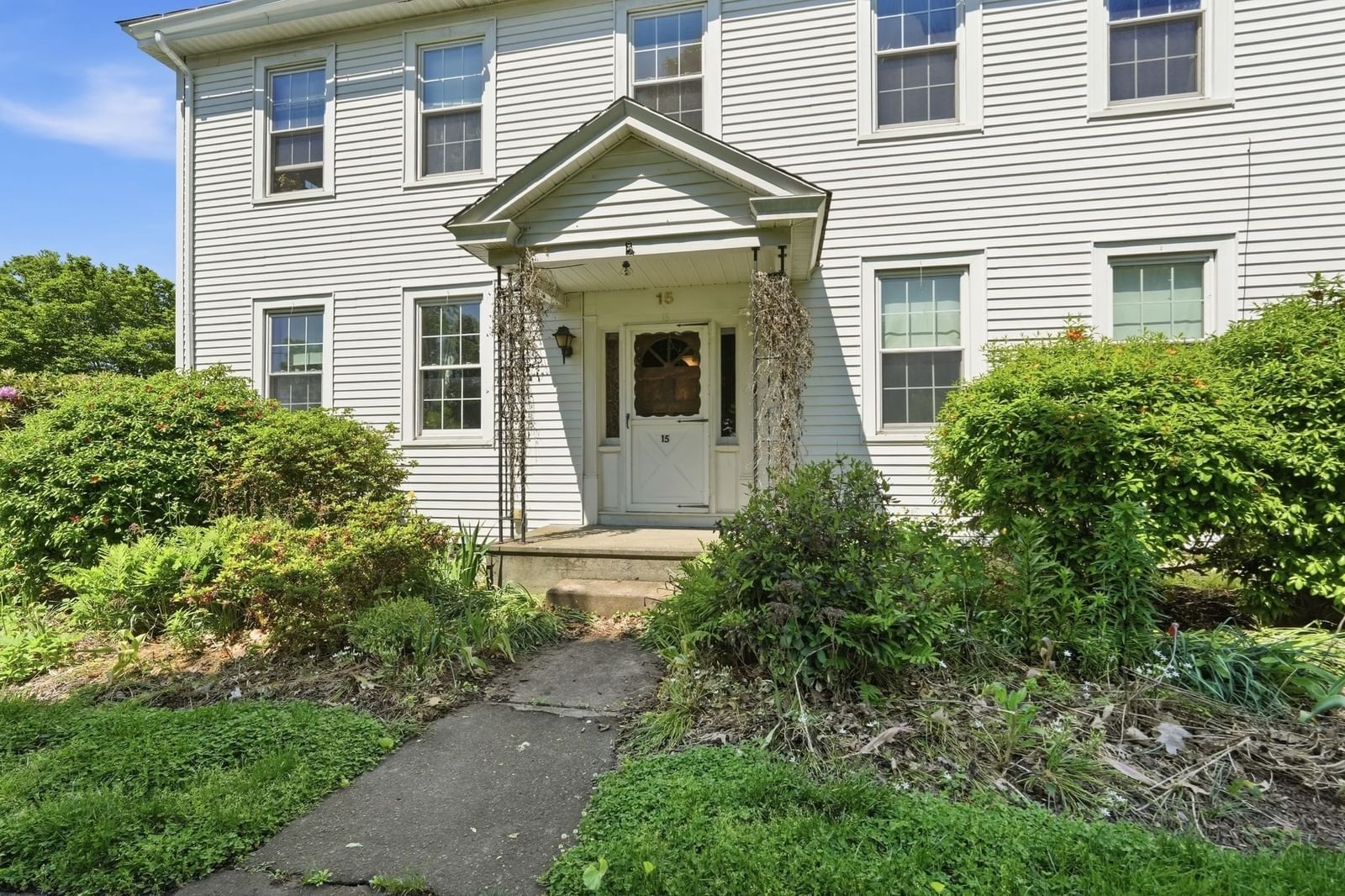 15 Main St Hatfield — Photo 2 of 38