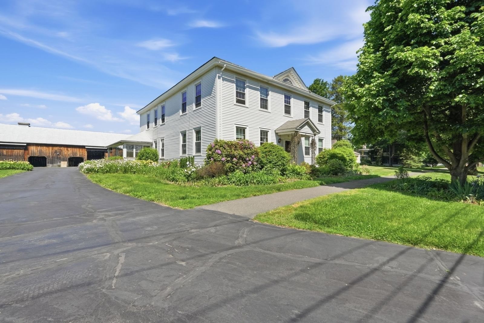 15 Main St Hatfield — Photo 4 of 38