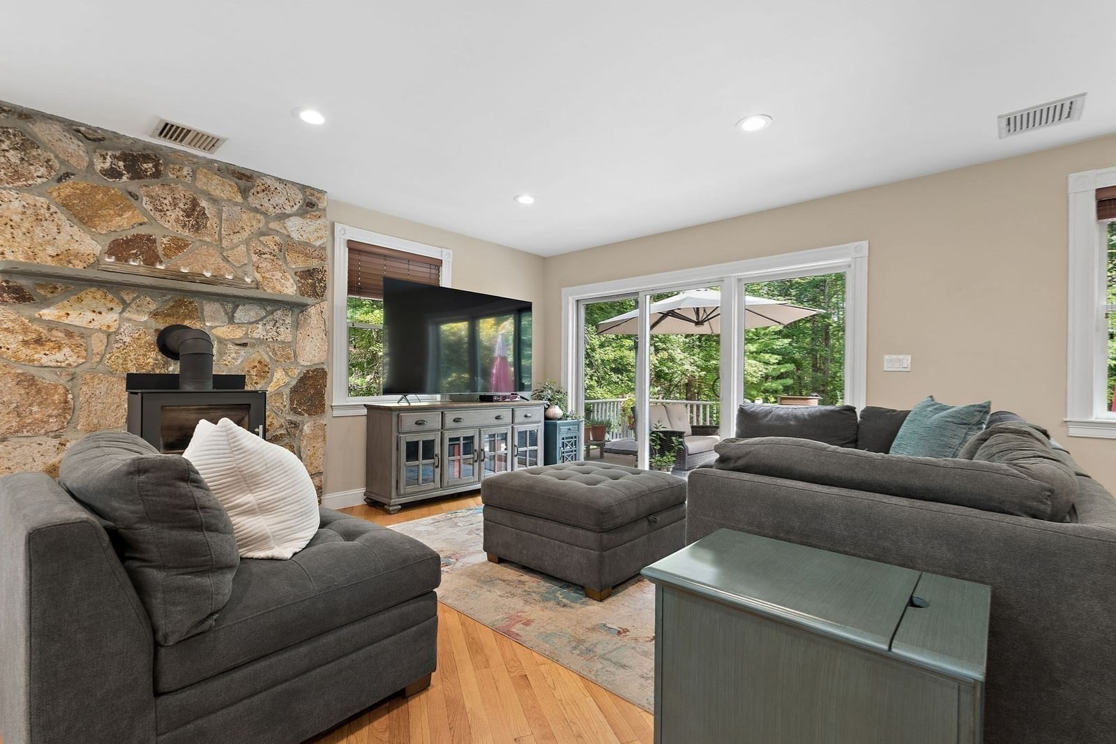 160 Range Road Concord — Photo 13 of 31