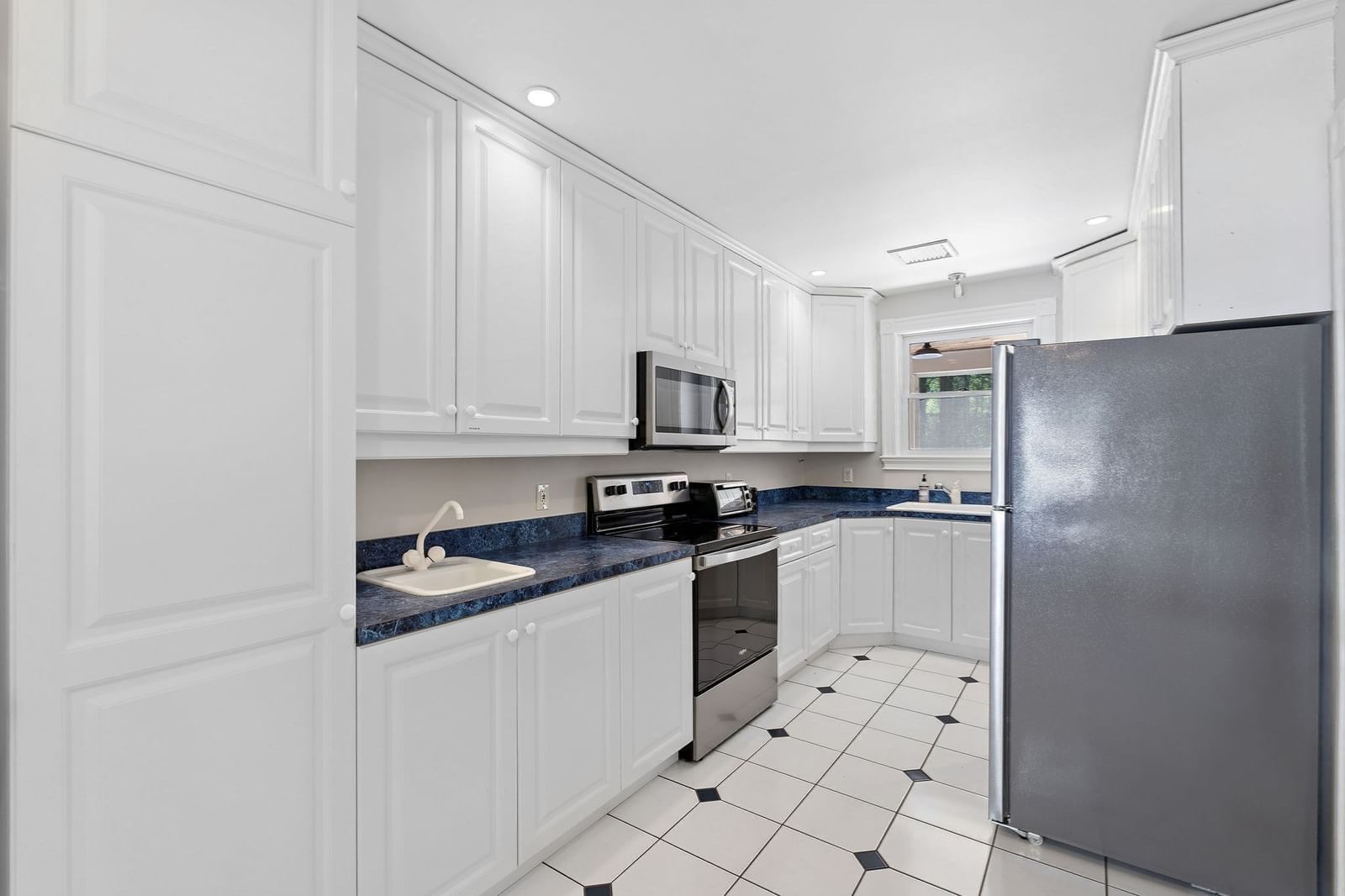 160 Range Road Concord — Photo 28 of 31