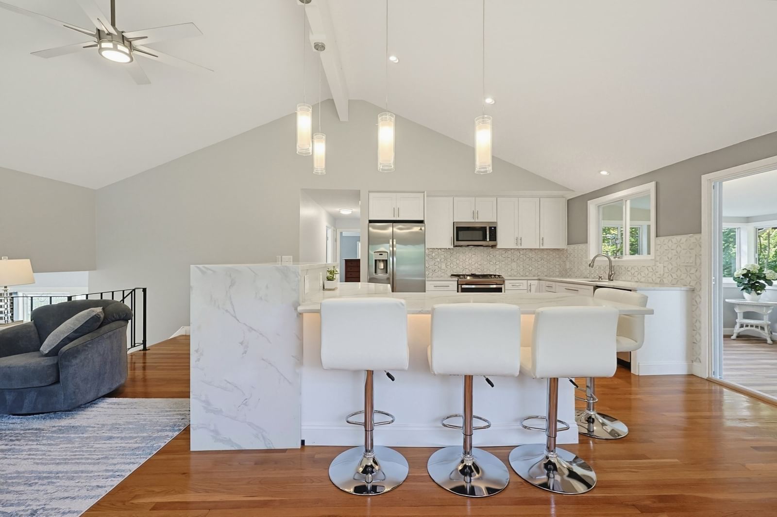 426 Chamberlain St. Holliston — Photo 15 of 41