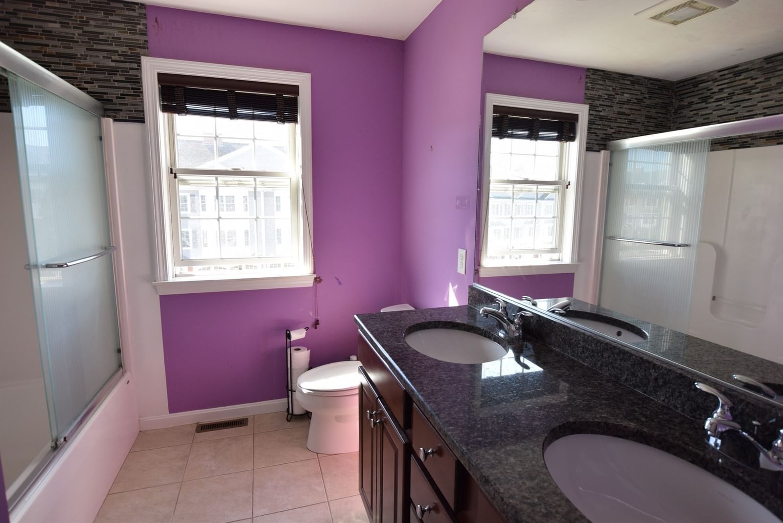1975 Middlesex St #28 Lowell — Photo 14 of 17