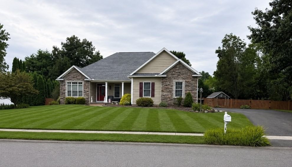 315 Munger Hill Rd Westfield — Photo 2 of 40