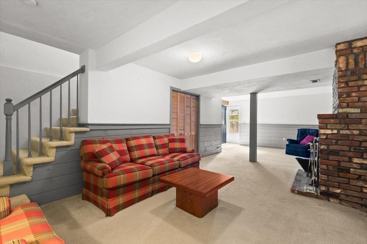 453 Turnpike St #6 Easton — Photo 24 of 41