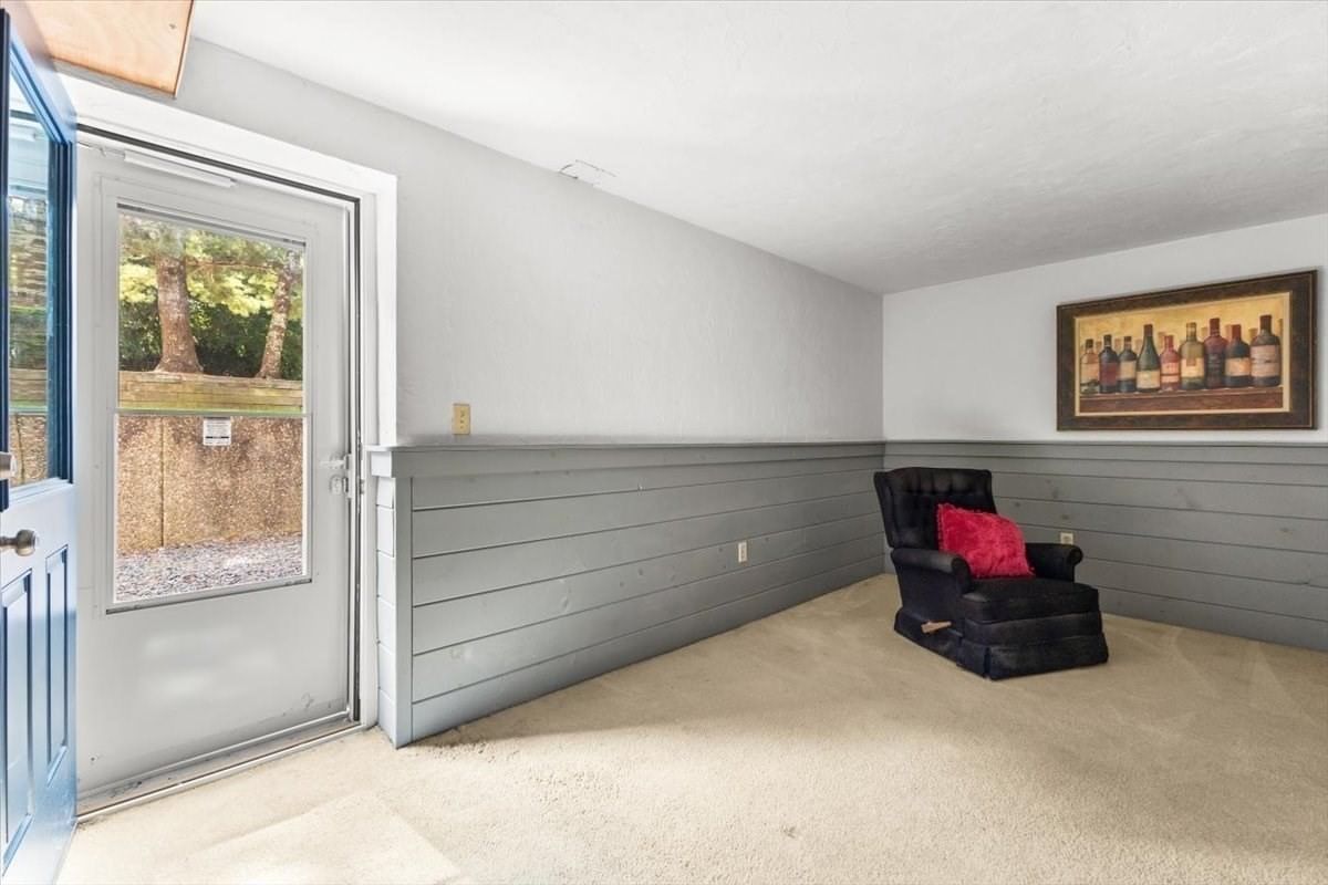 453 Turnpike St #6 Easton — Photo 27 of 41