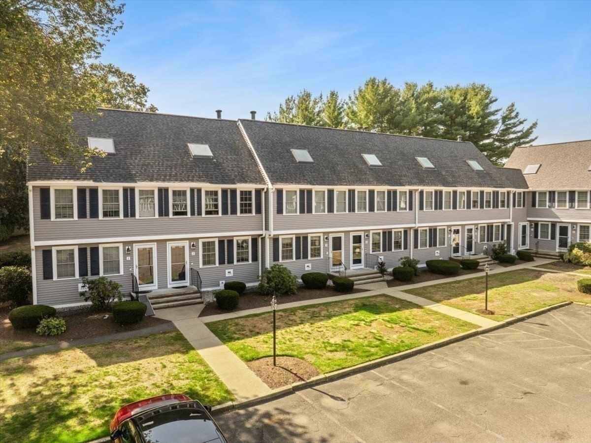 453 Turnpike St #6 Easton — Photo 3 of 41