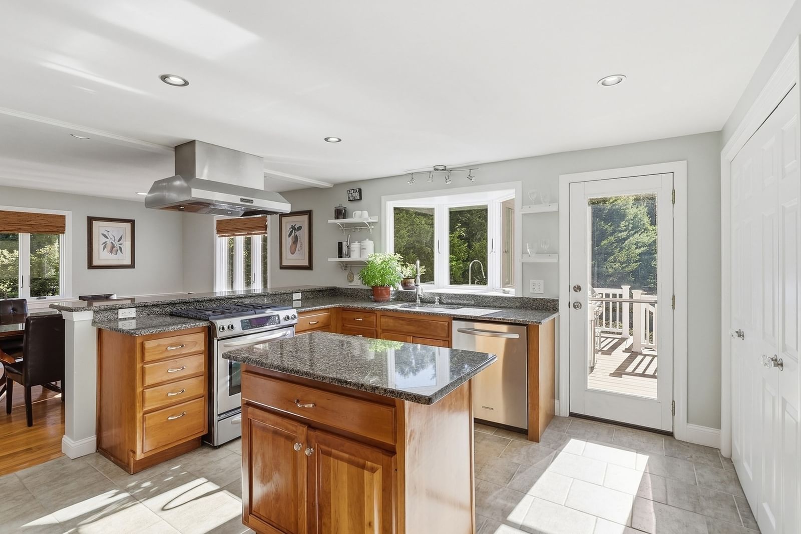 320 Heald Road Carlisle — Photo 8 of 42