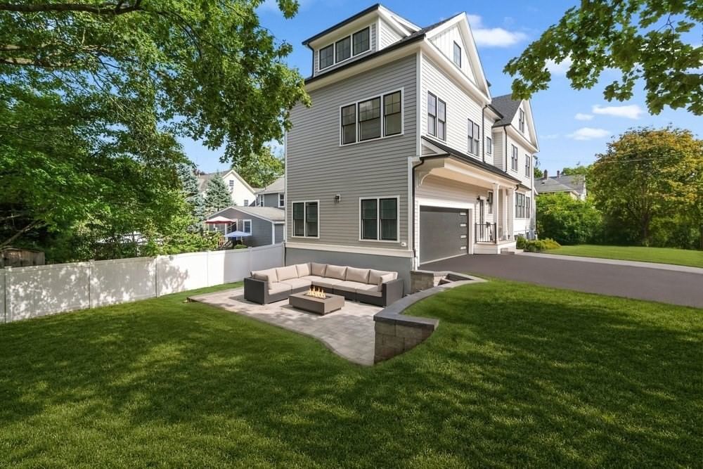11 Greenough Street Needham — Photo 2 of 11