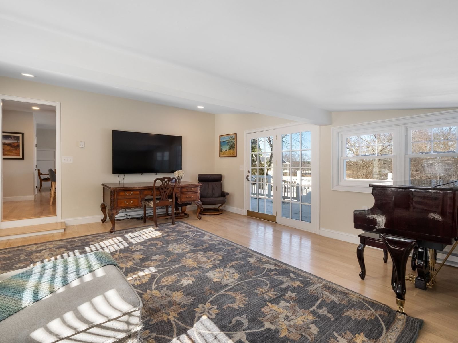 Listing Image 7