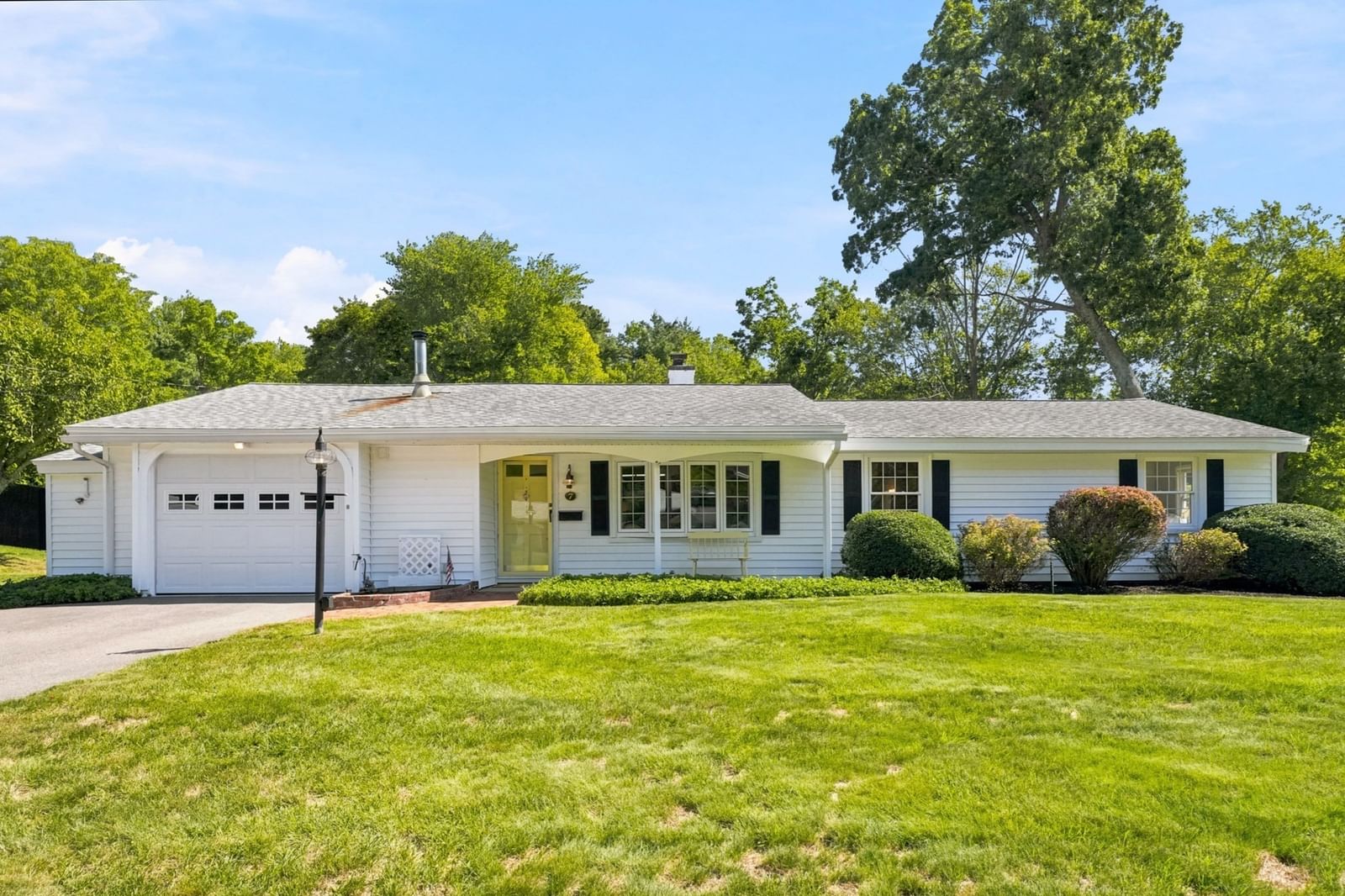 7 Myrna Road Framingham — Photo 2 of 42