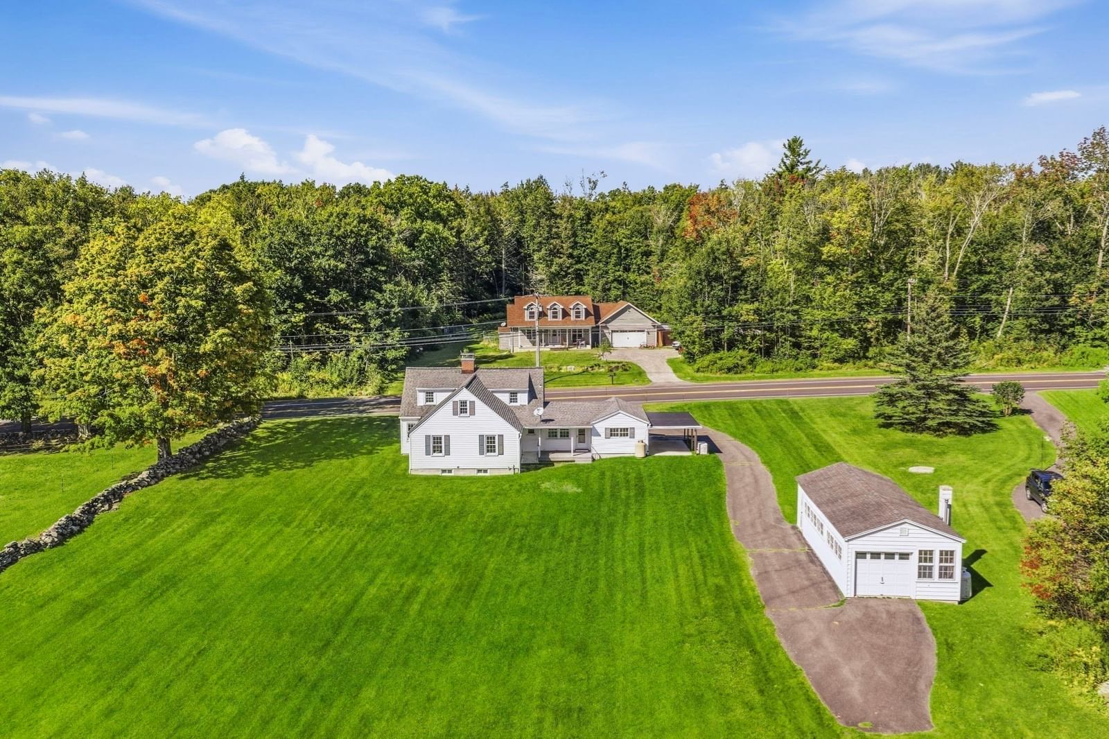 515 Main Rd Chesterfield — Photo 3 of 42