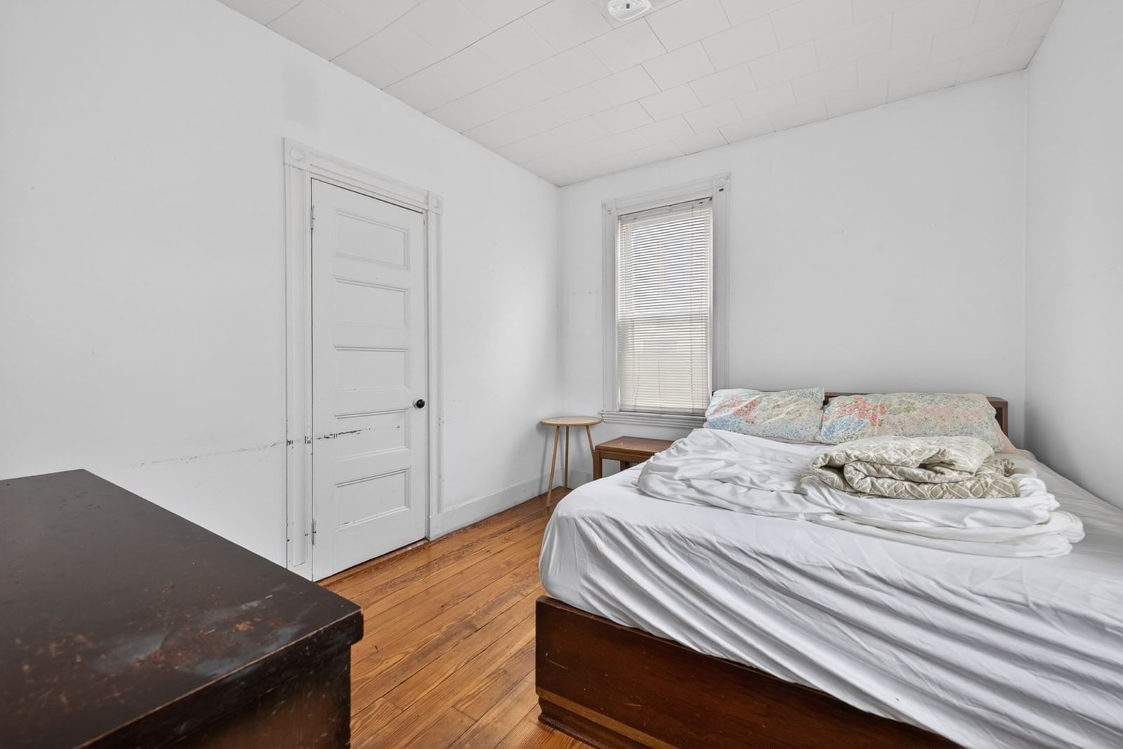 52-54 Gardena St Boston — Photo 4 of 16