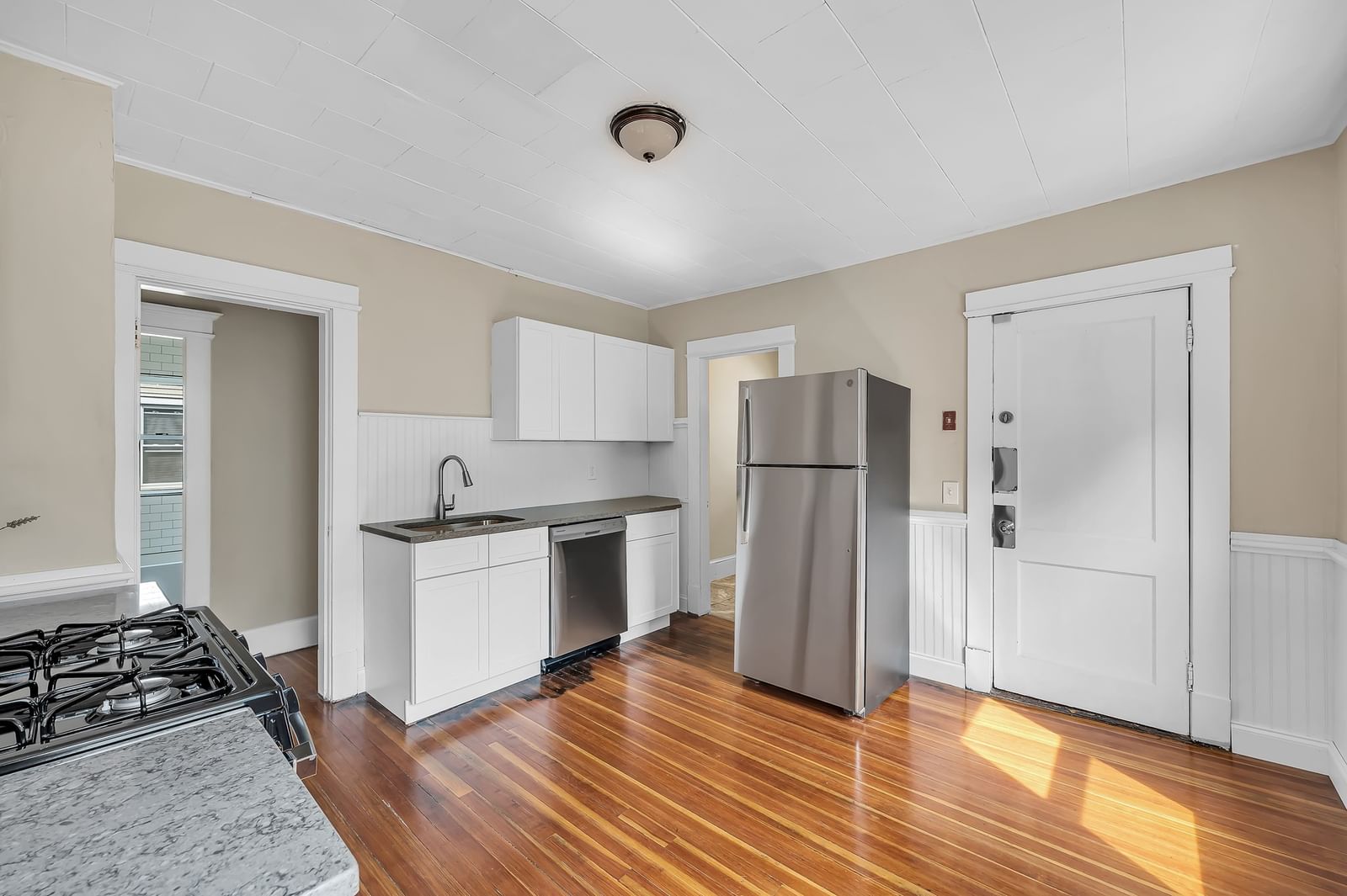 201-203 College St Springfield — Photo 3 of 39