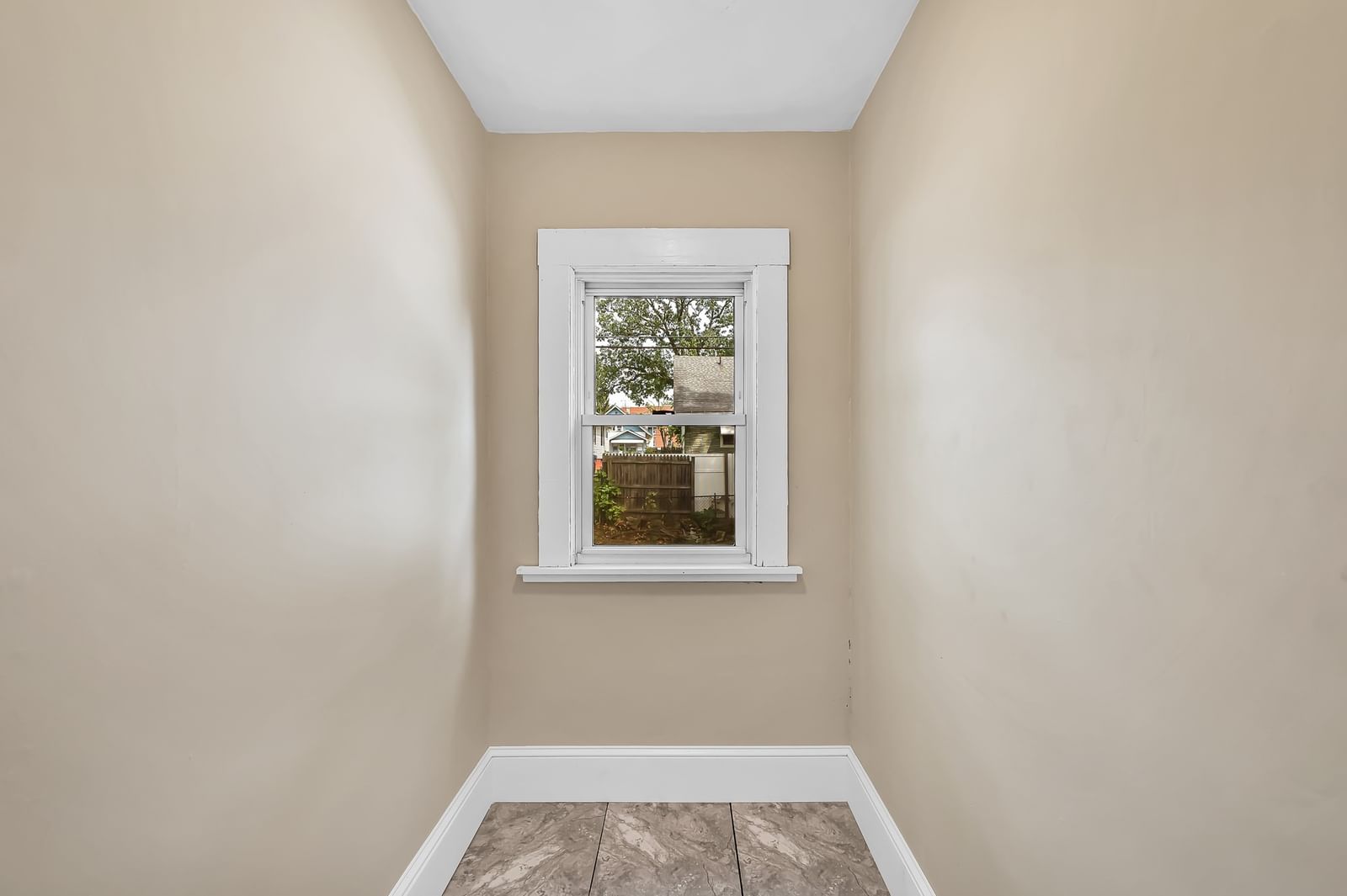 201-203 College St Springfield — Photo 7 of 39