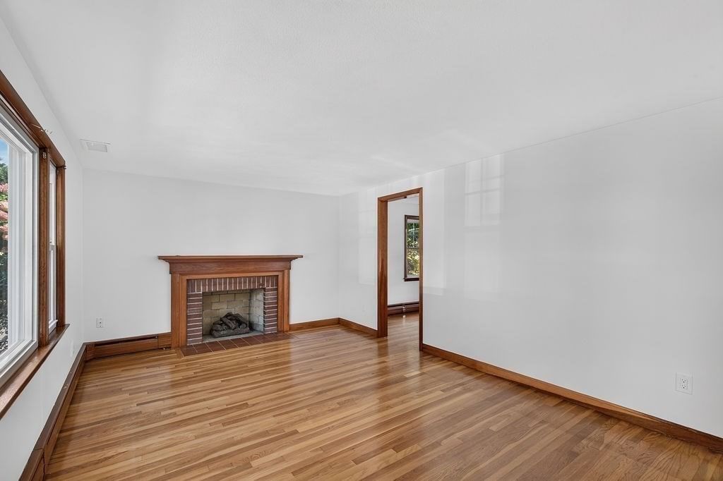 6 Cerdan Ave Boston — Photo 4 of 38