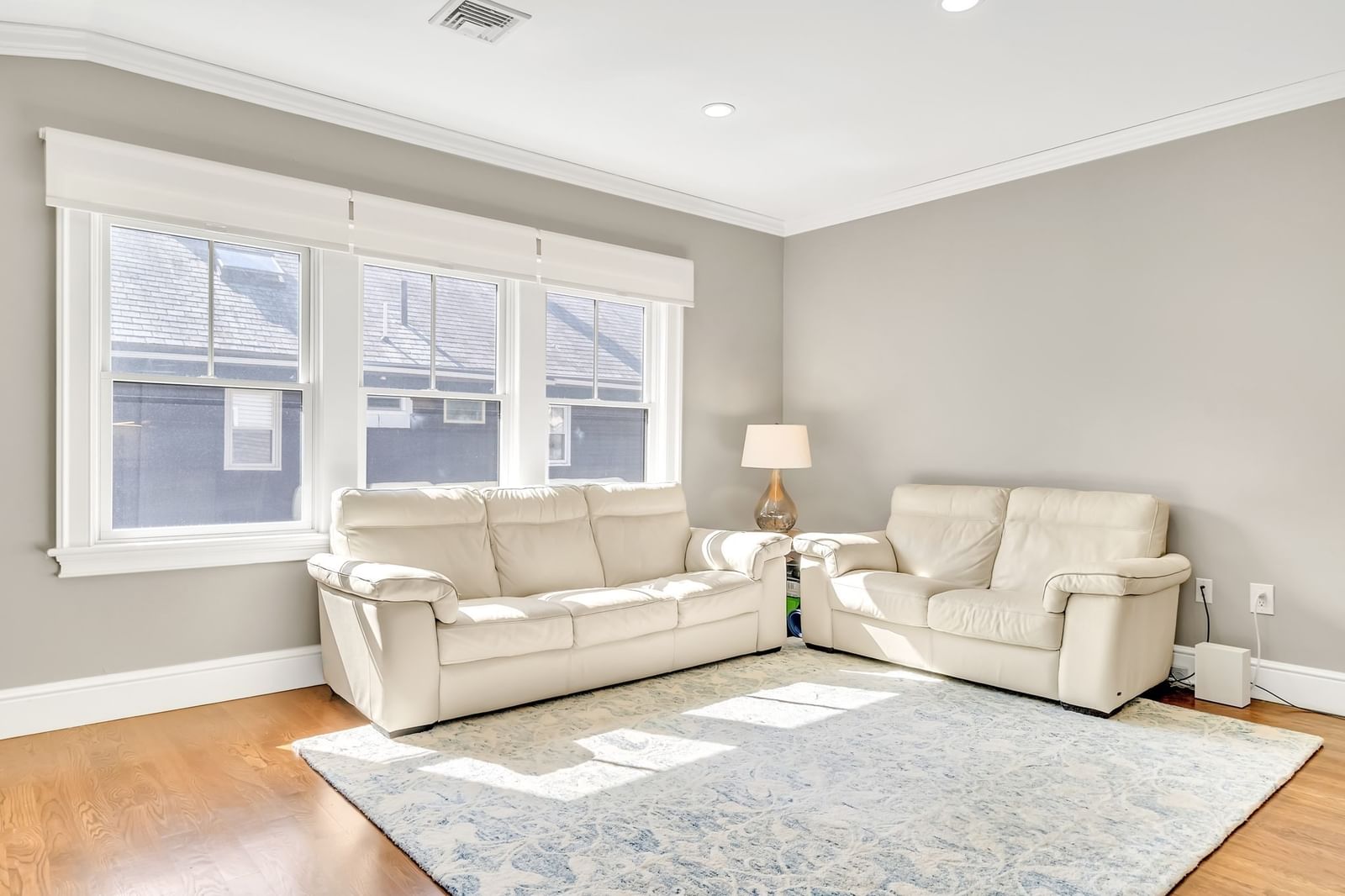 20 Waban St #2 Newton — Photo 14 of 38