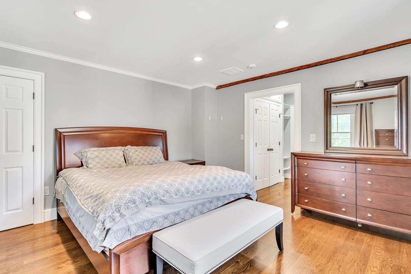 20 Waban St #2 Newton — Photo 24 of 38