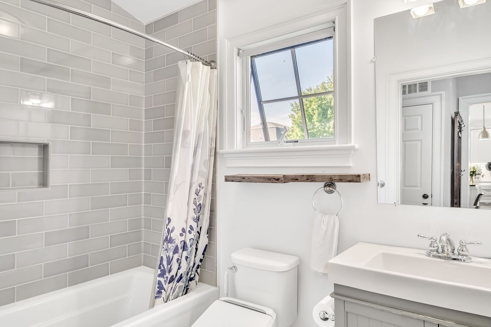 20 Waban St #2 Newton — Photo 28 of 38