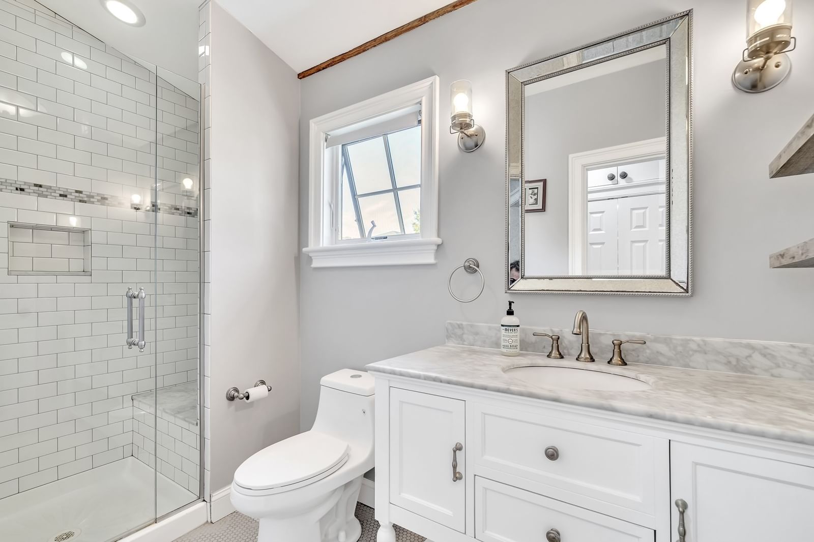 20 Waban St #2 Newton — Photo 32 of 38