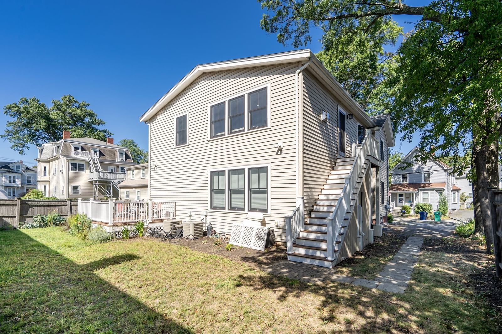 20 Waban St #2 Newton — Photo 37 of 38