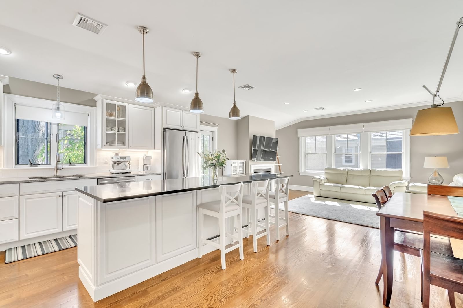 20 Waban St #2 Newton — Photo 9 of 38