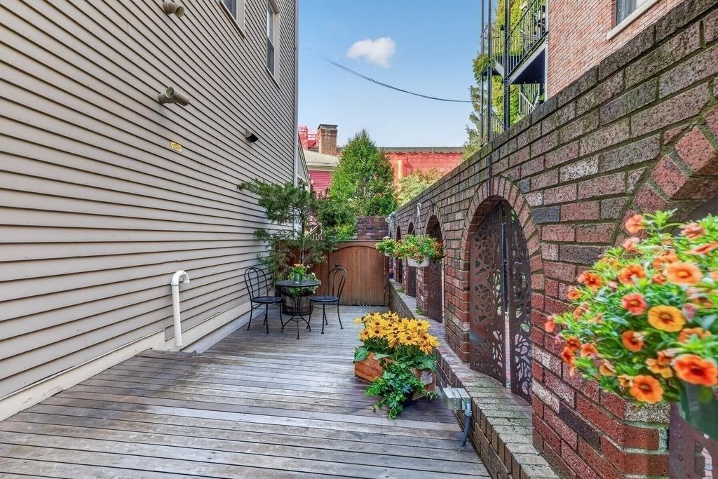 56 Park Street Boston — Photo 16 of 42