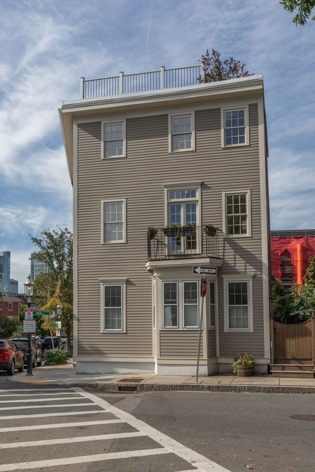 56 Park Street Boston — Photo 2 of 42