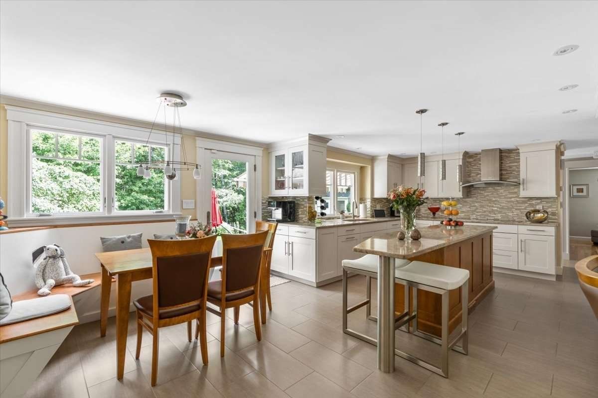 71 Arrow Head Rd Marshfield — Photo 12 of 41