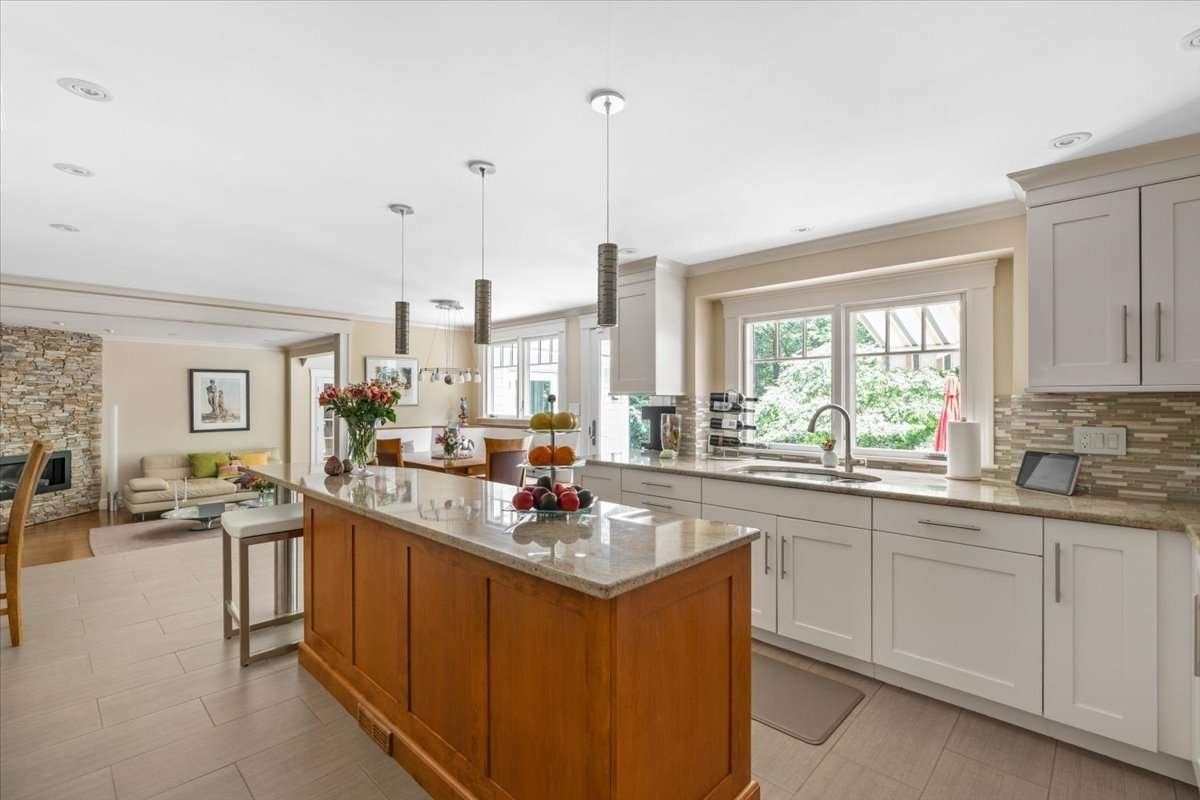 71 Arrow Head Rd Marshfield — Photo 15 of 41