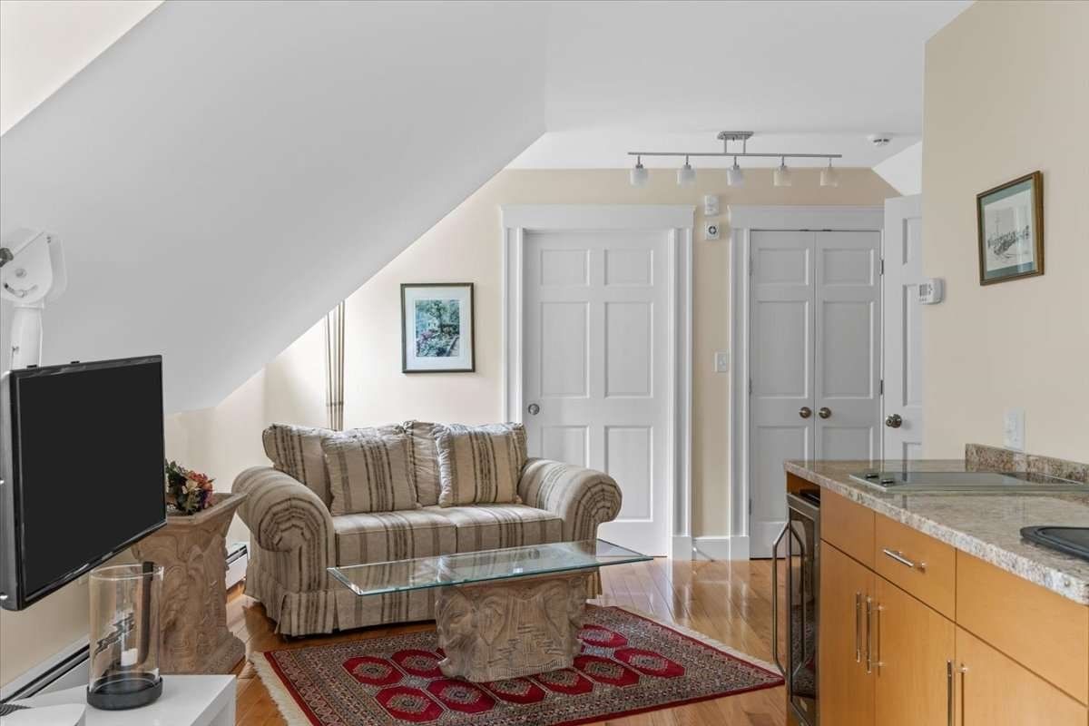 71 Arrow Head Rd Marshfield — Photo 35 of 41