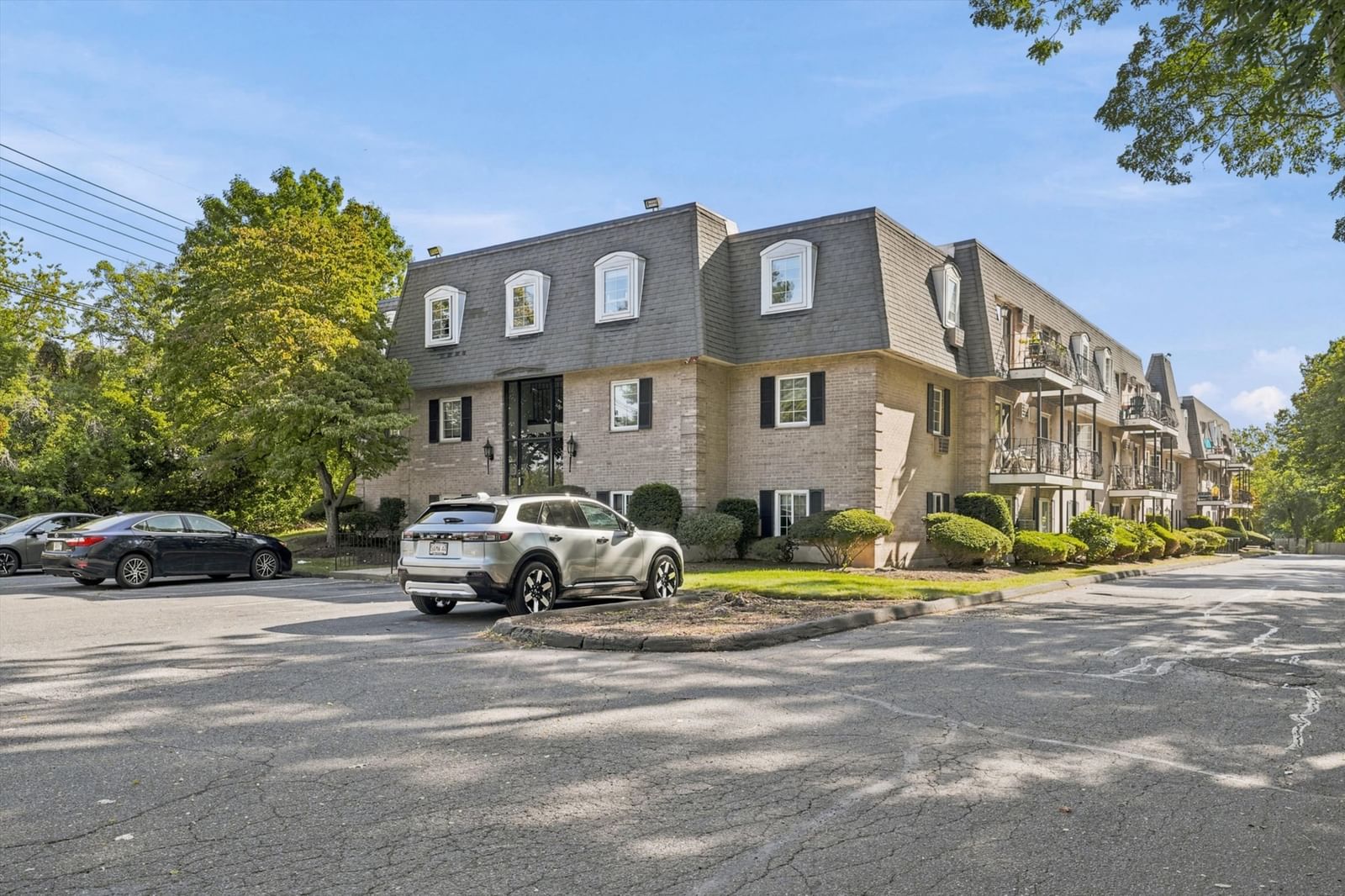 Property at 500 Northshore Rd #11A, Peabody, MA 01960