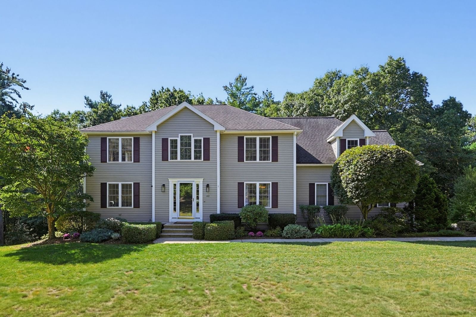 Property at 40 Heritage Ave, Ashland, MA 01721