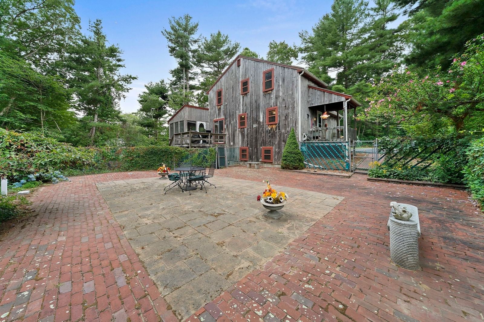 81 Furnace St Marshfield — Photo 33 of 37