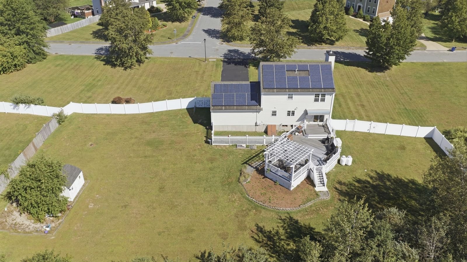 761 Council Oak Way Dighton — Photo 2 of 42