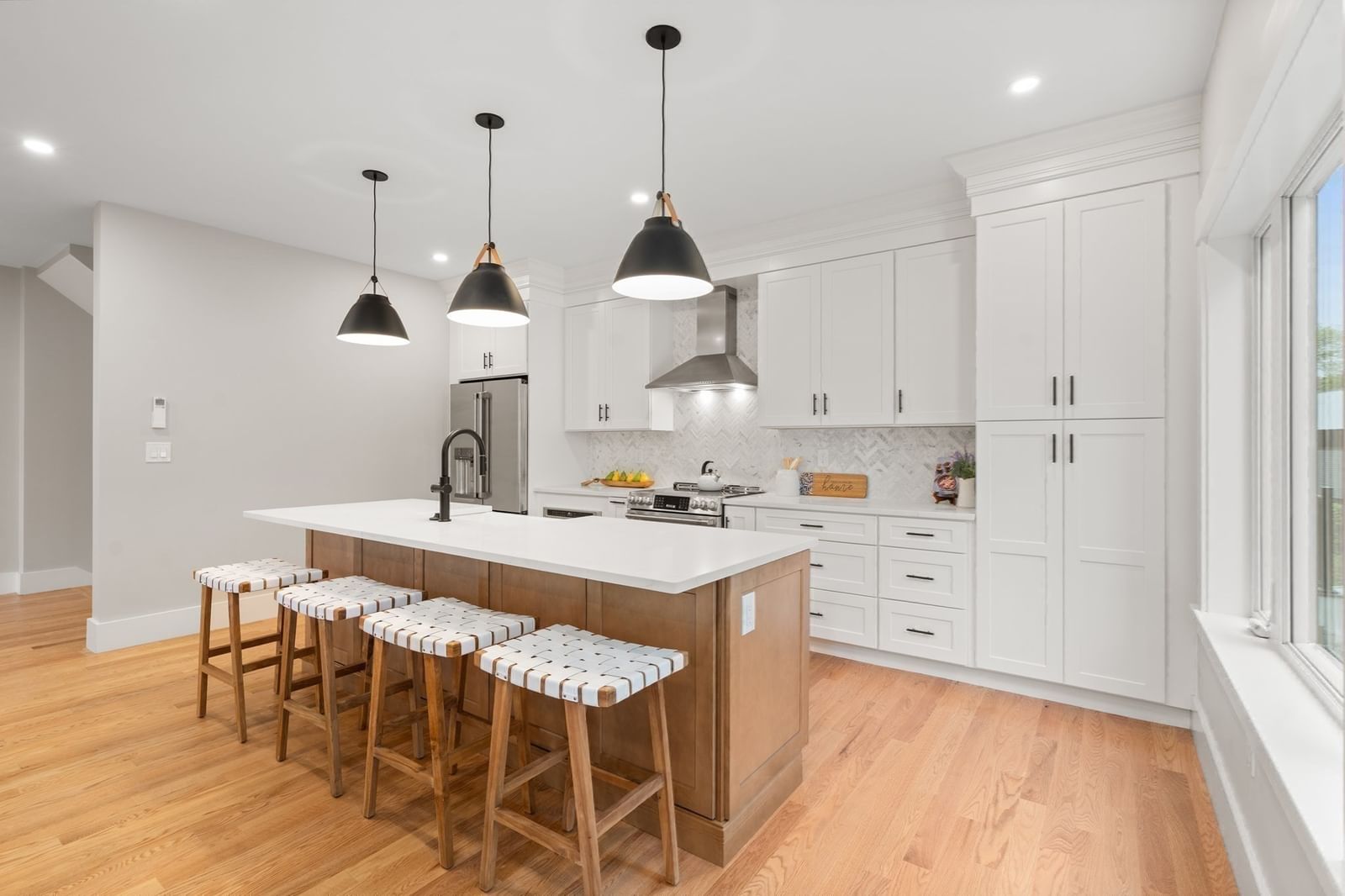73 Mystic St #73 Arlington — Photo 8 of 35
