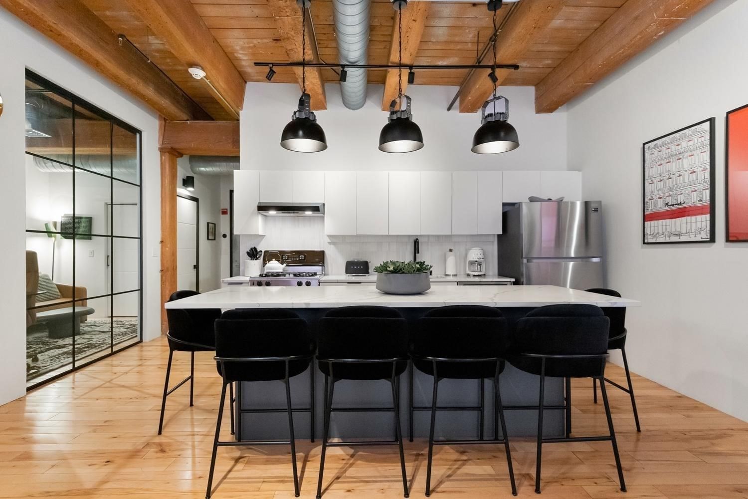 21 Wormwood St #422 Boston — Photo 13 of 32
