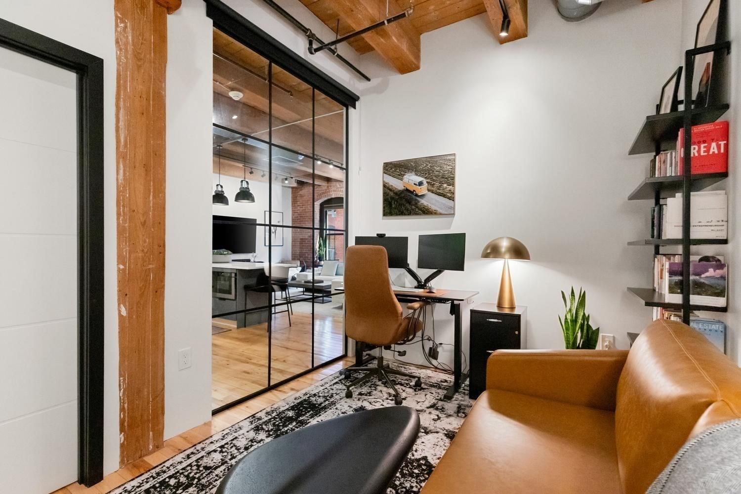 21 Wormwood St #422 Boston — Photo 18 of 32