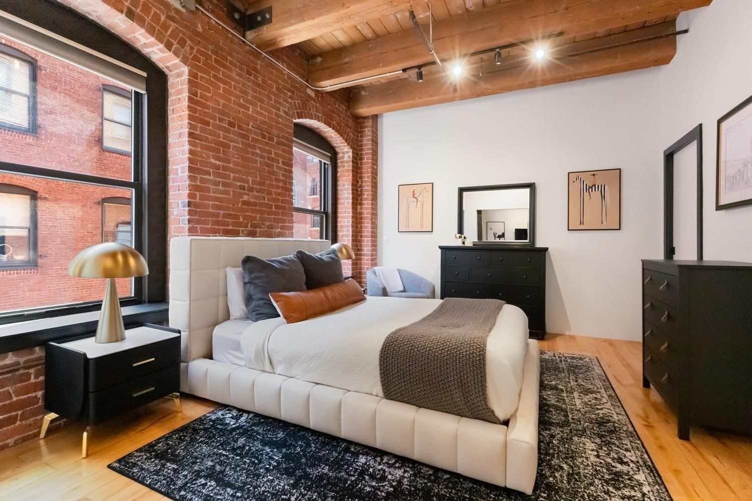 21 Wormwood St #422 Boston — Photo 22 of 32
