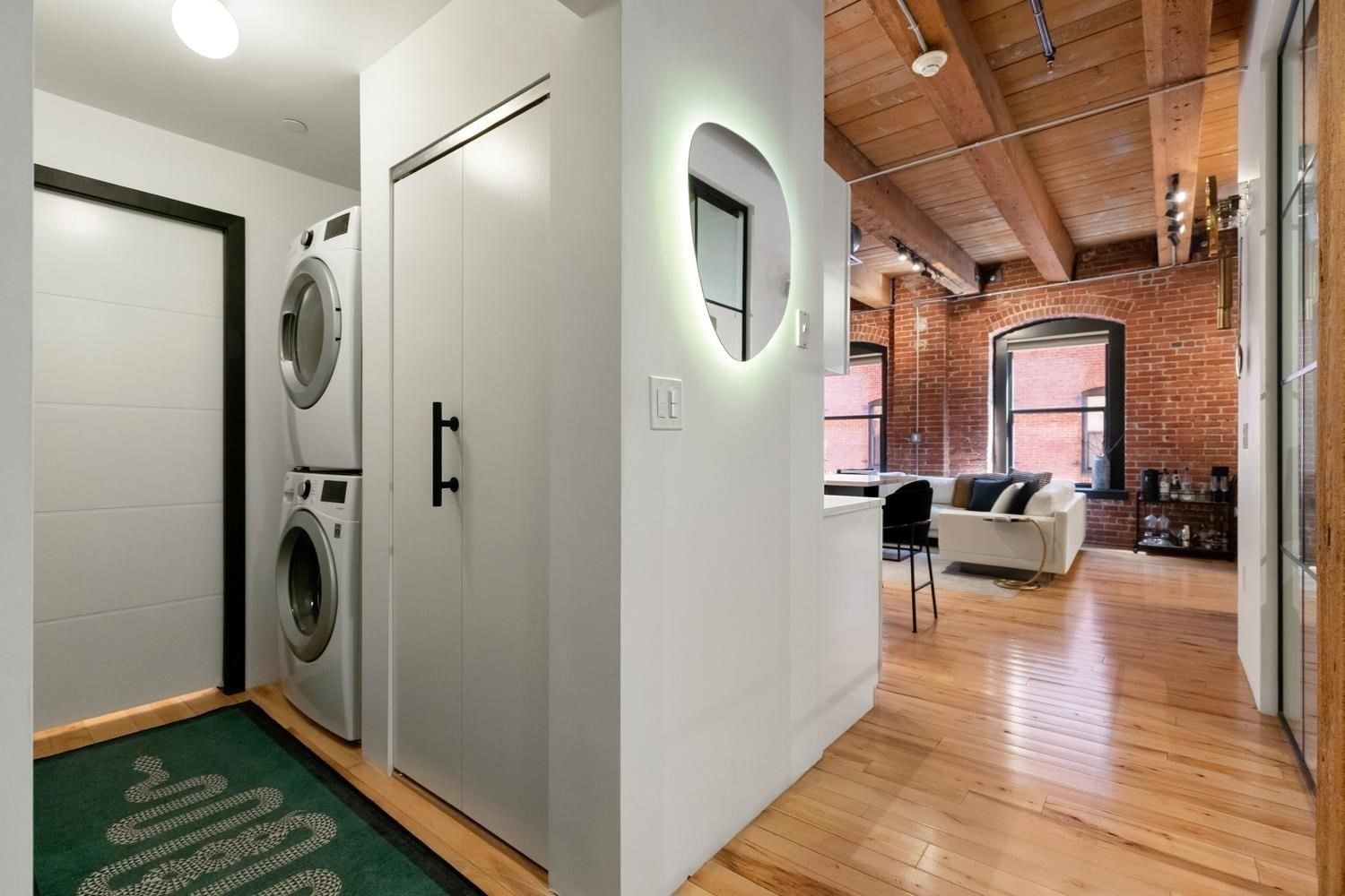 21 Wormwood St #422 Boston — Photo 3 of 32
