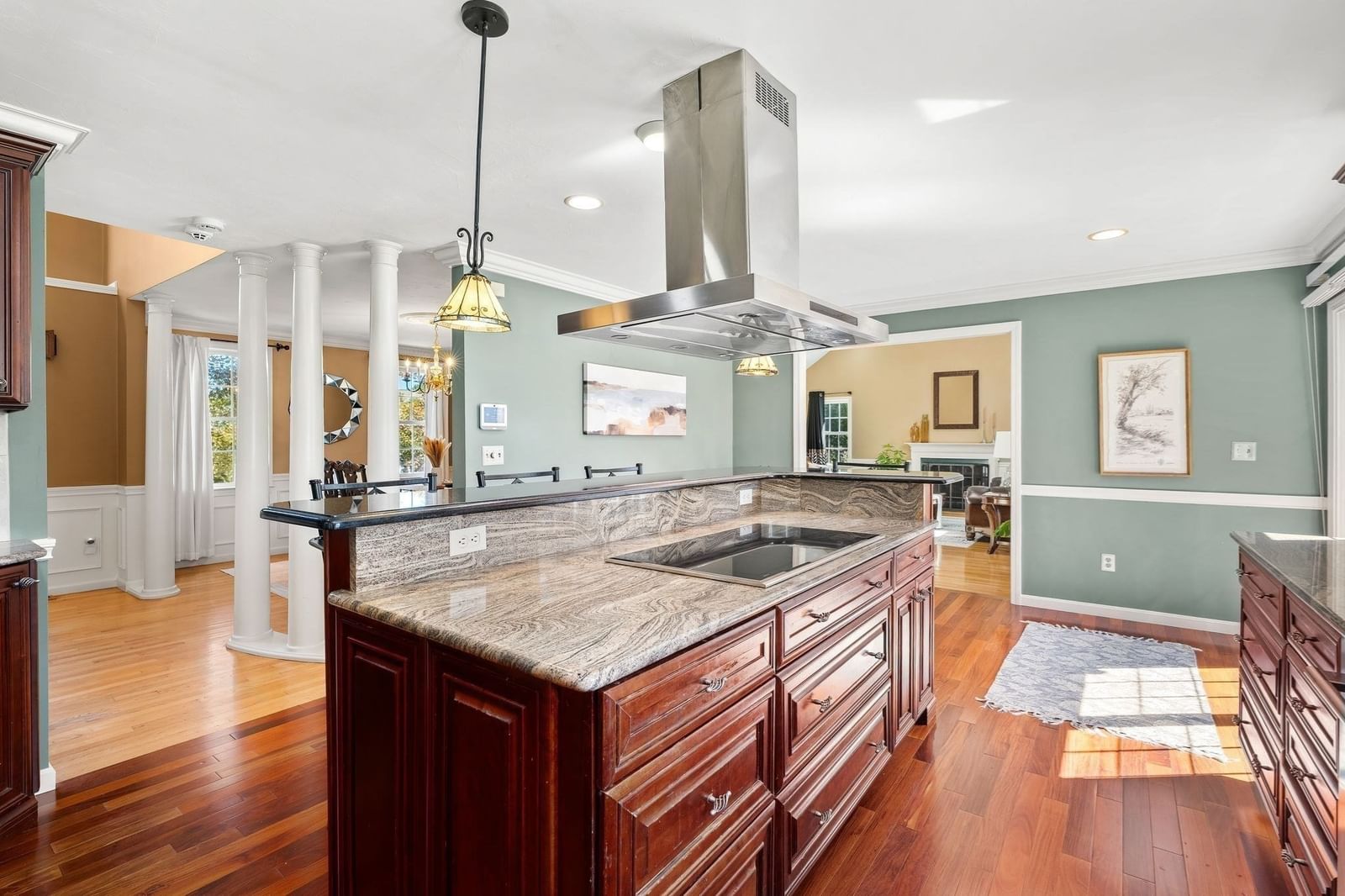 8 Taylor Way Stoughton — Photo 12 of 42