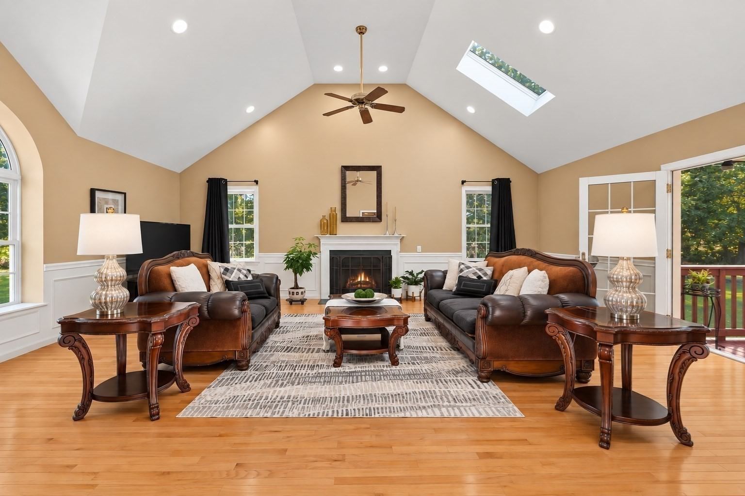 8 Taylor Way Stoughton — Photo 15 of 42