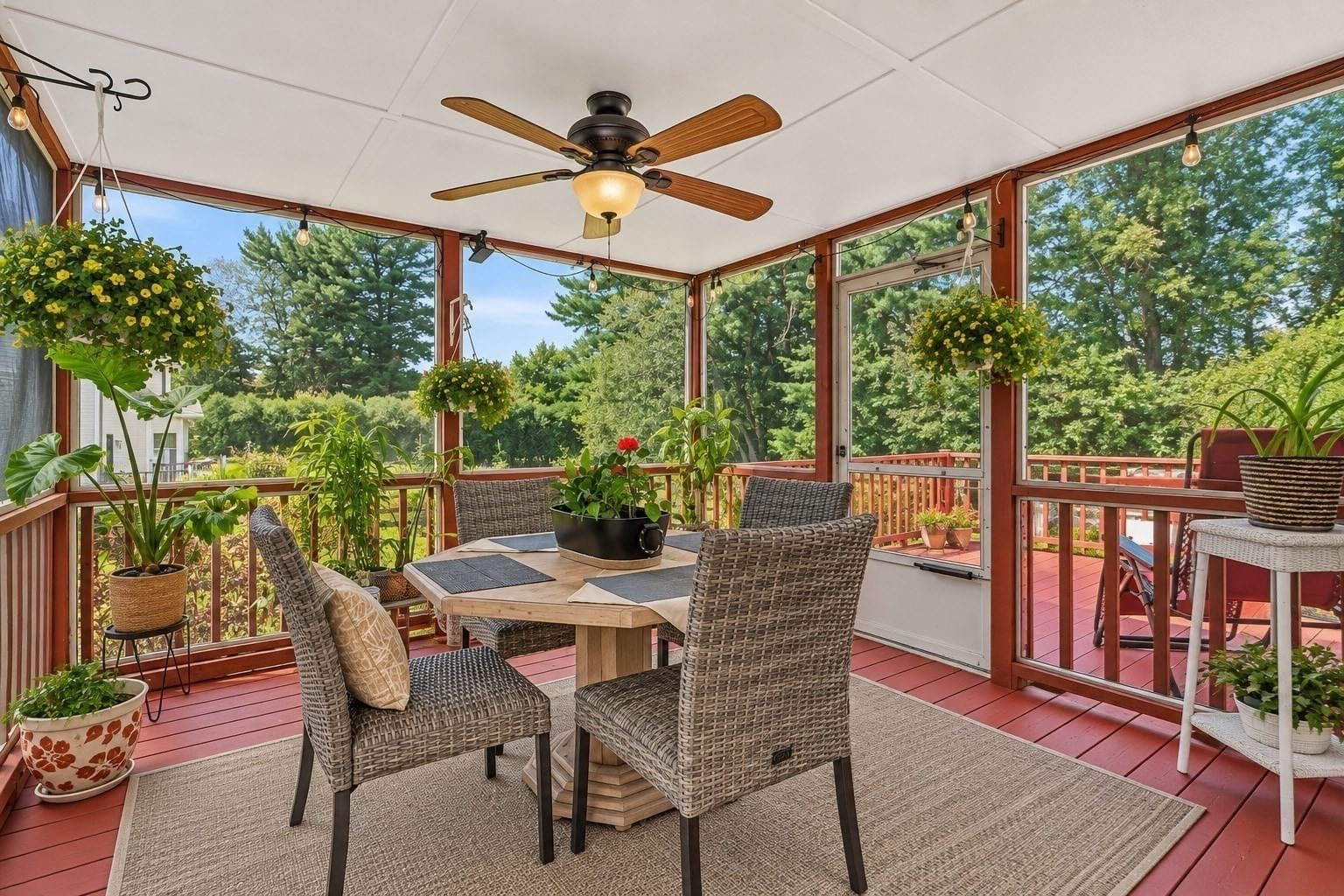 8 Taylor Way Stoughton — Photo 31 of 42