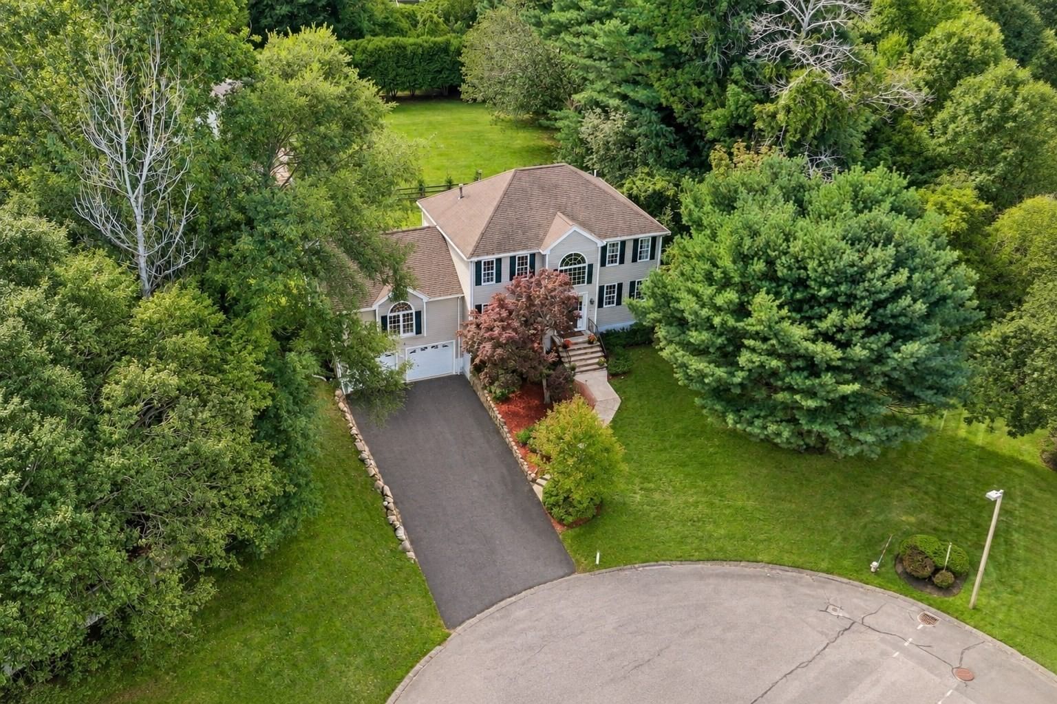 8 Taylor Way Stoughton — Photo 36 of 42