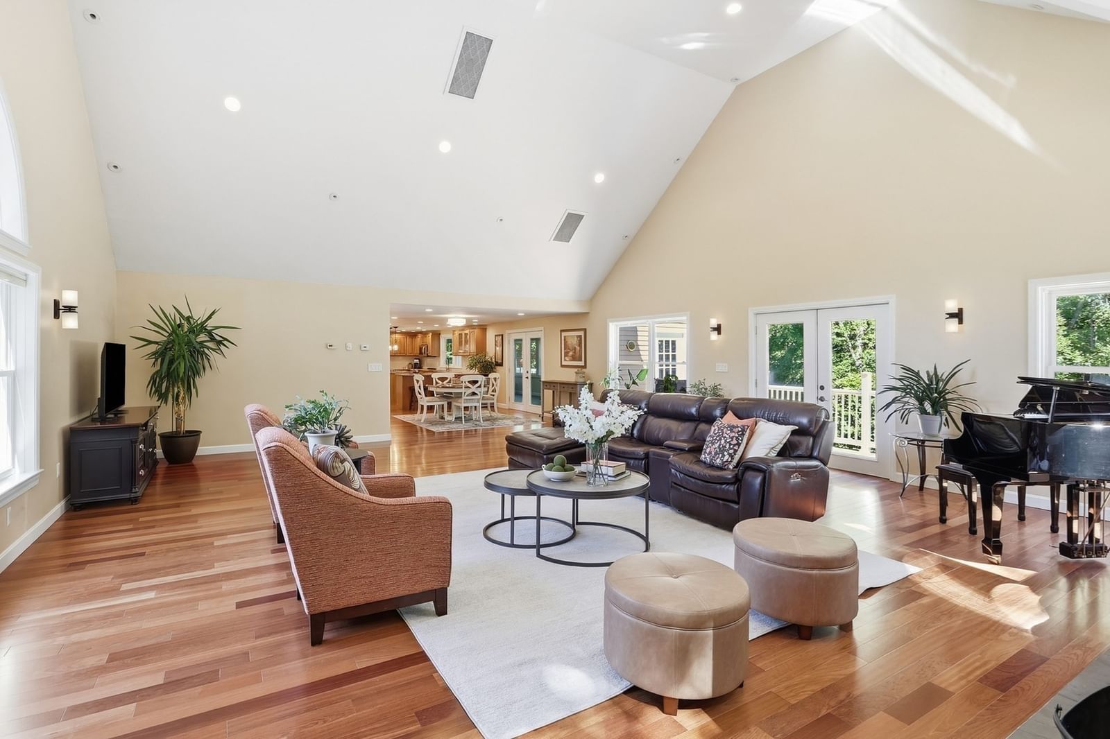 33 Wheeler Rd Bolton — Photo 18 of 42