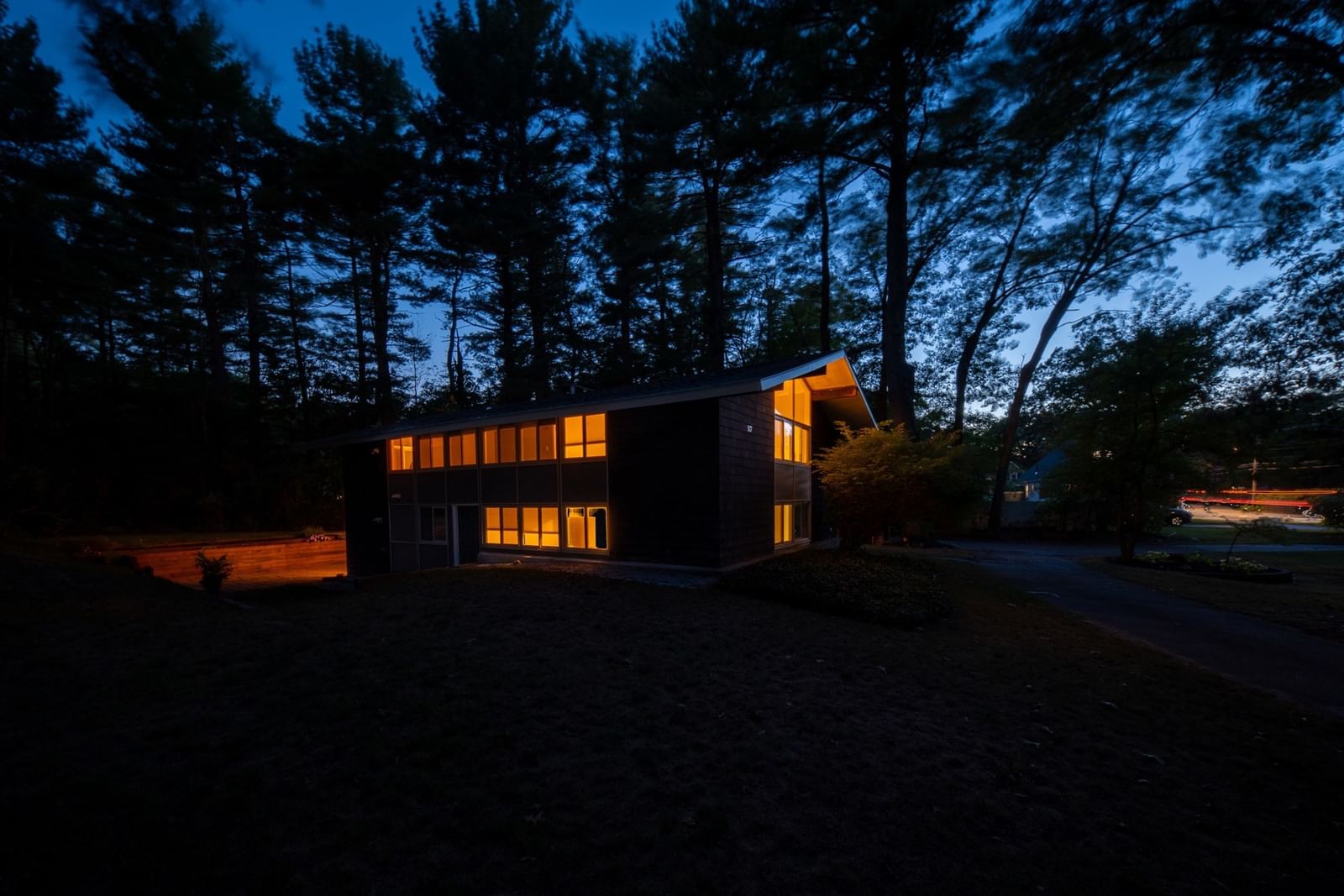 117 Salem Rd Billerica — Photo 3 of 42