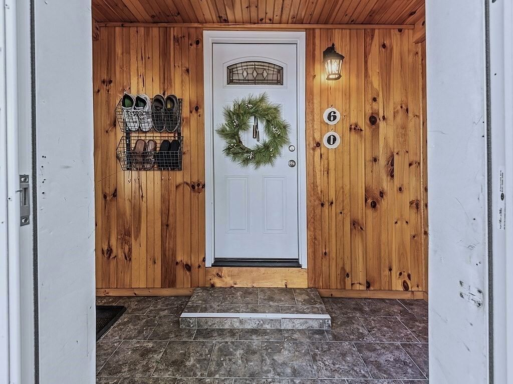 60 Bowker Street Worcester — Photo 4 of 39