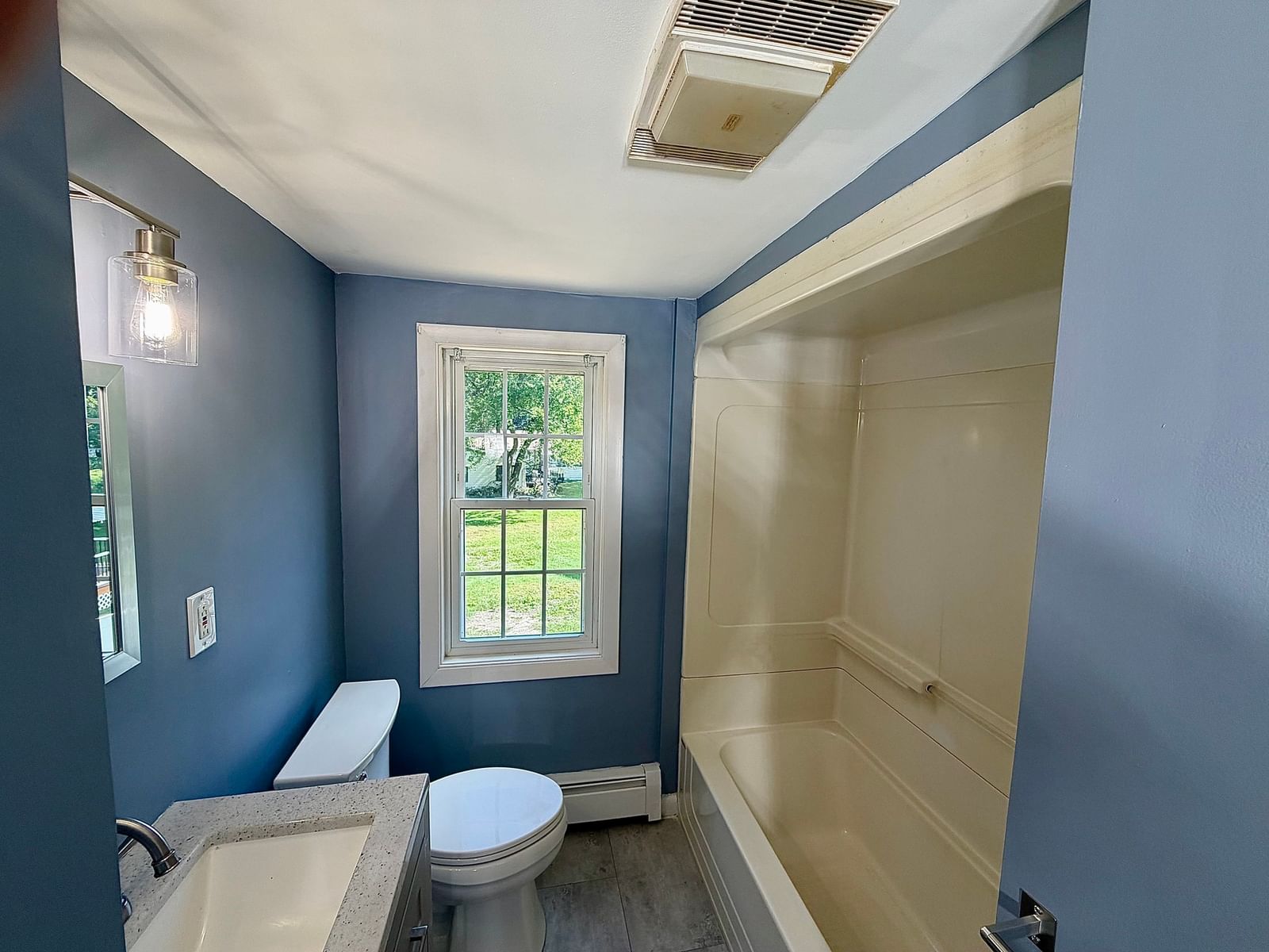66 Greaney St Springfield — Photo 19 of 24