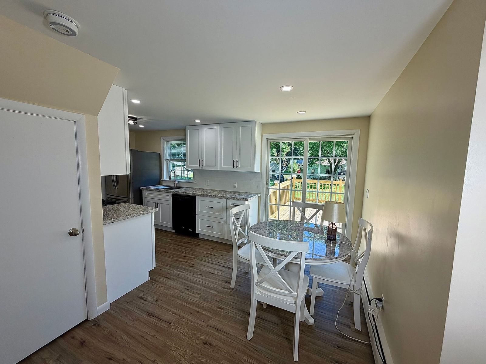 66 Greaney St Springfield — Photo 7 of 24